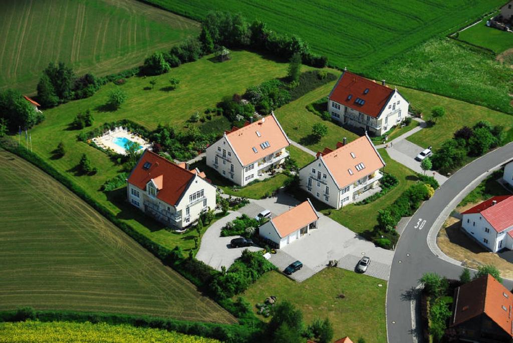 Auszeit - Ihr Sibyllenbad Gaestehaus Neualbenreuth Εξωτερικό φωτογραφία